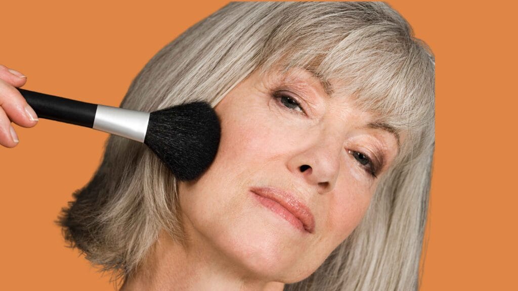 How to Apply Makeup for Aging Skin: Expert Tips